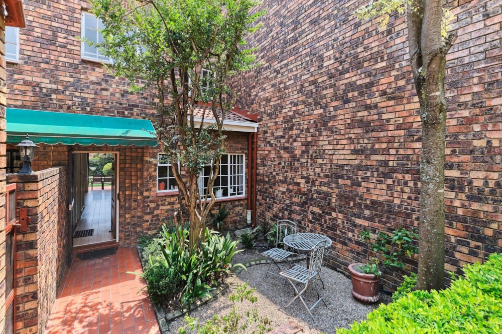 Townhouse for sale in River Club, Sandton - HP1729379 Townhouse for sale in River Club, Sandton - HP1729379