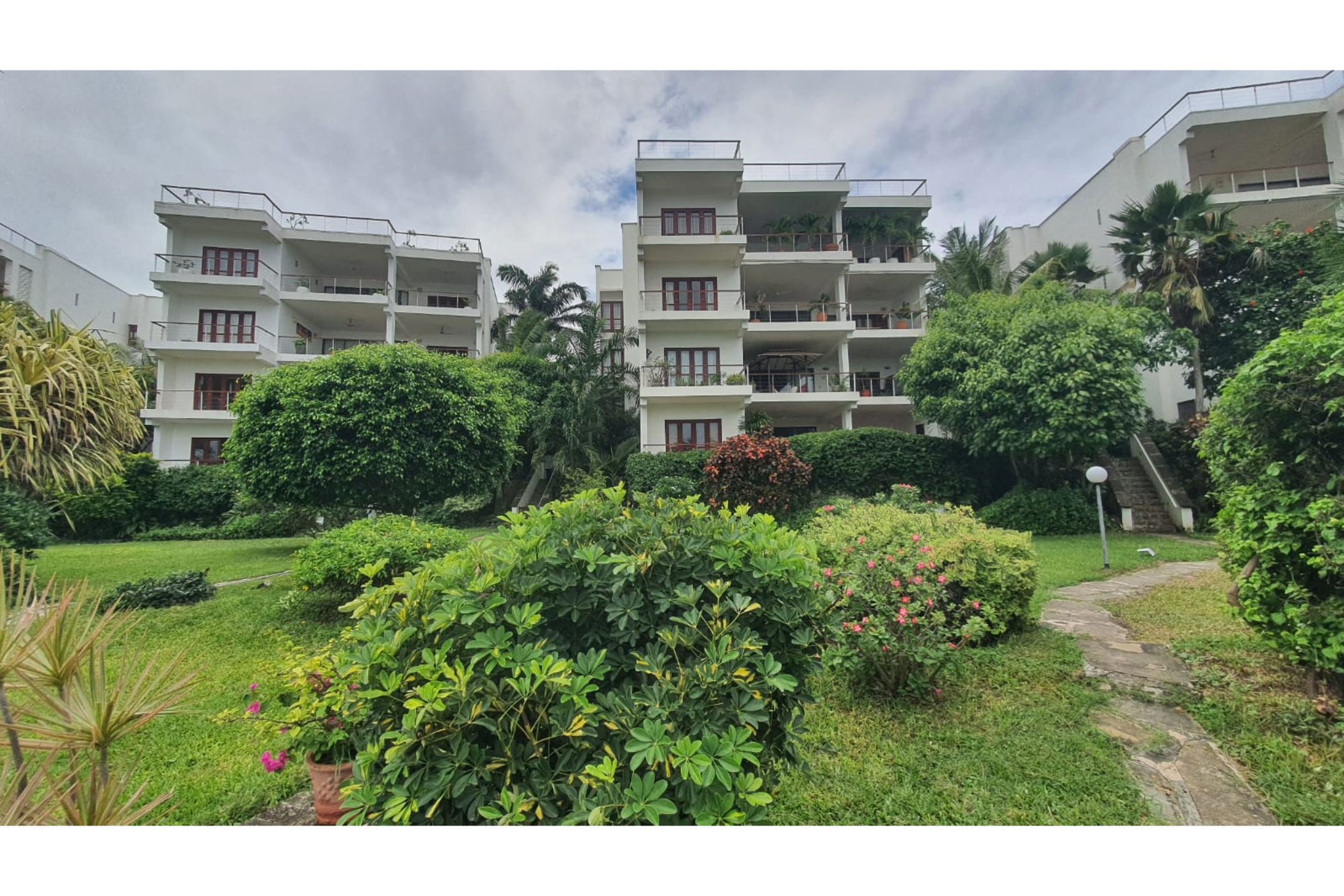 Apartment to rent in Old Nyali , Kenya - 3KE1729006