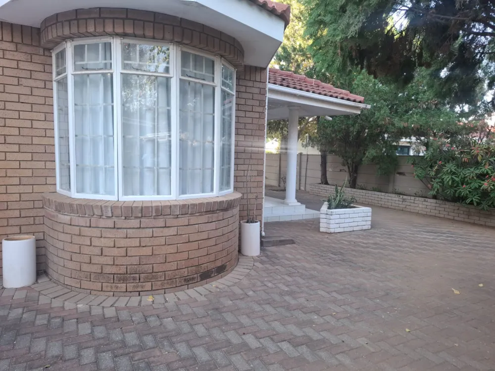 House to rent in Phakalane, Botswana - 3BO1728865 House to rent in Phakalane, Botswana - 3BO1728865