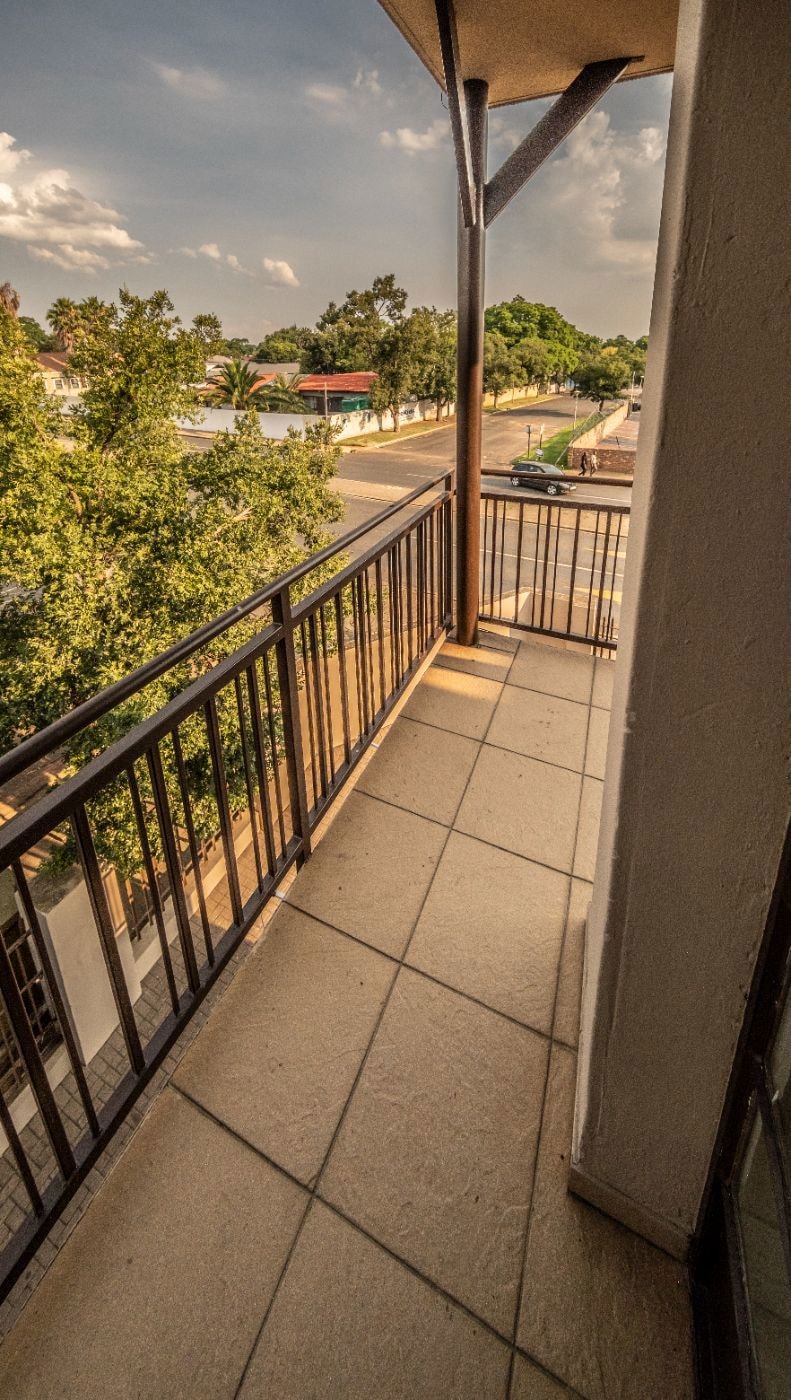 Apartment for sale in Witbank Central (eMalahleni Central)  - 1WD1728687