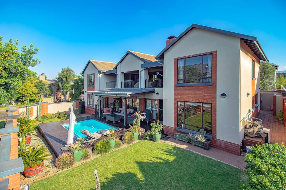 Security estate home for sale in Midstream Estate - CN1729953