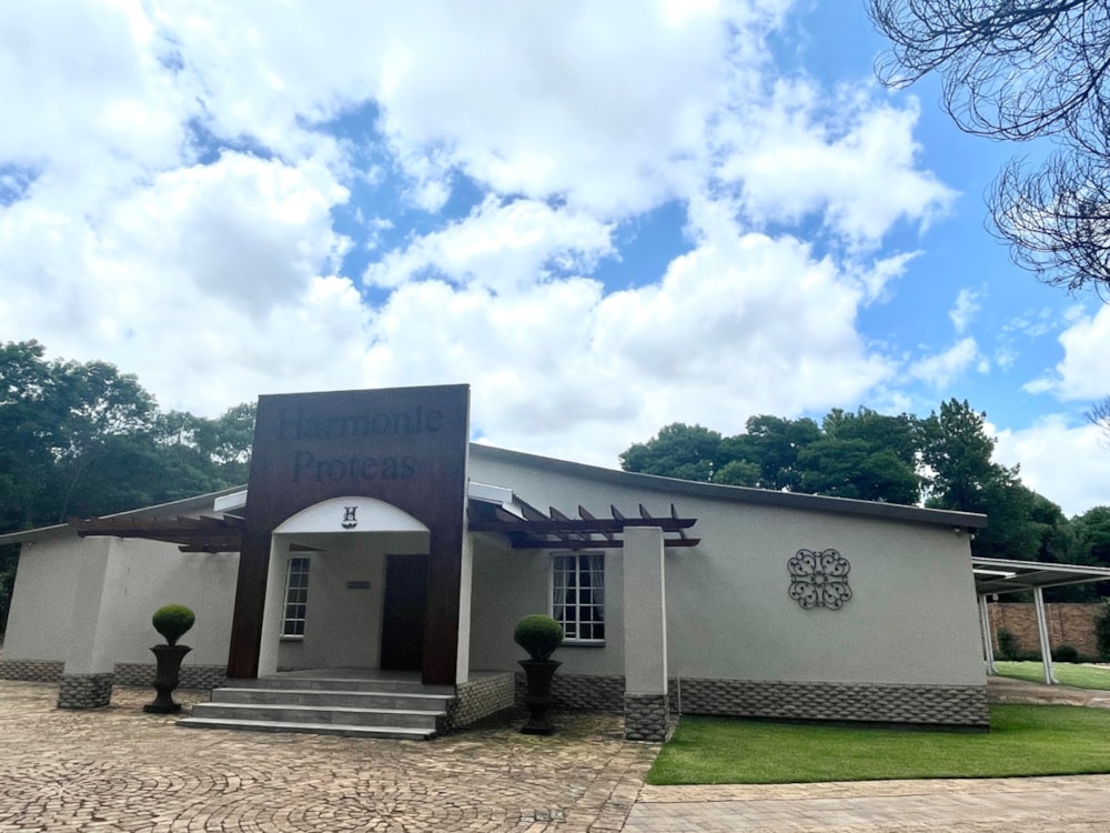 Country hotel for sale in Cullinan Rural - PT1728759 Country hotel for sale in Cullinan Rural - PT1728759