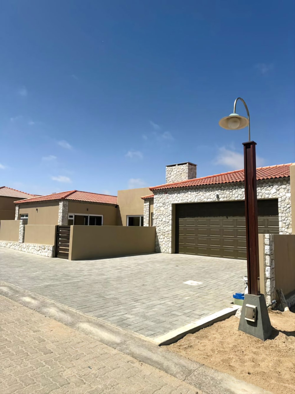 House for sale in Rossmund Golf Estate, Namibia - 3NM1728802 House for sale in Rossmund Golf Estate, Namibia - 3NM1728802