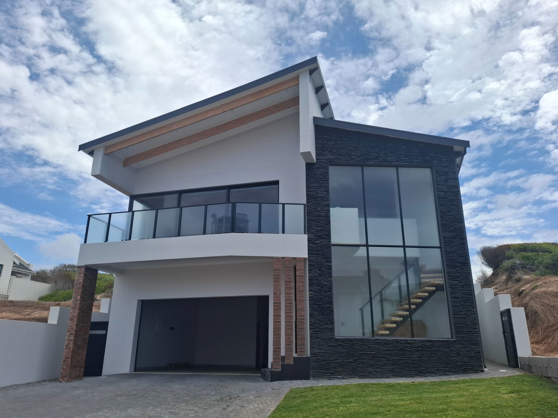 House for sale in Stilbaai - 1SR1728794