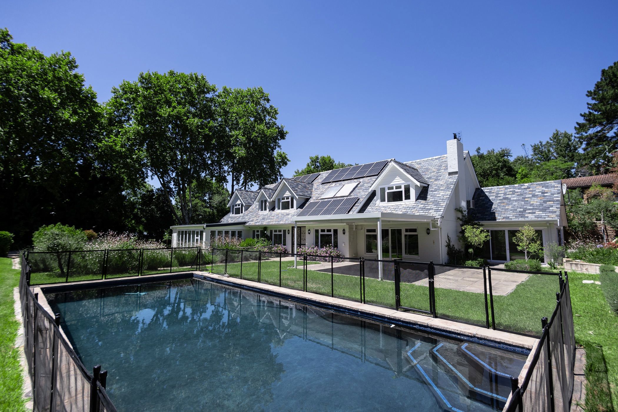 House to rent in Constantia, Cape Town - RBL1728887