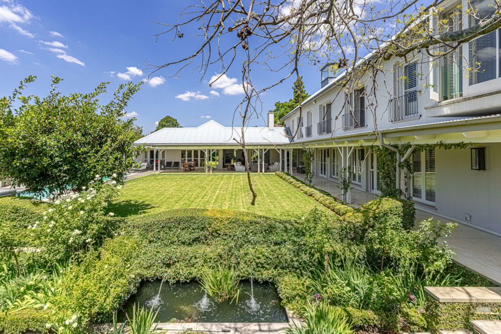 House for sale in Sandhurst - HP1728803 House for sale in Sandhurst - HP1728803