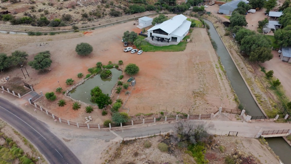 Commercial Building for sale in Olyvenhoudtsdrift - 1KAH1728845