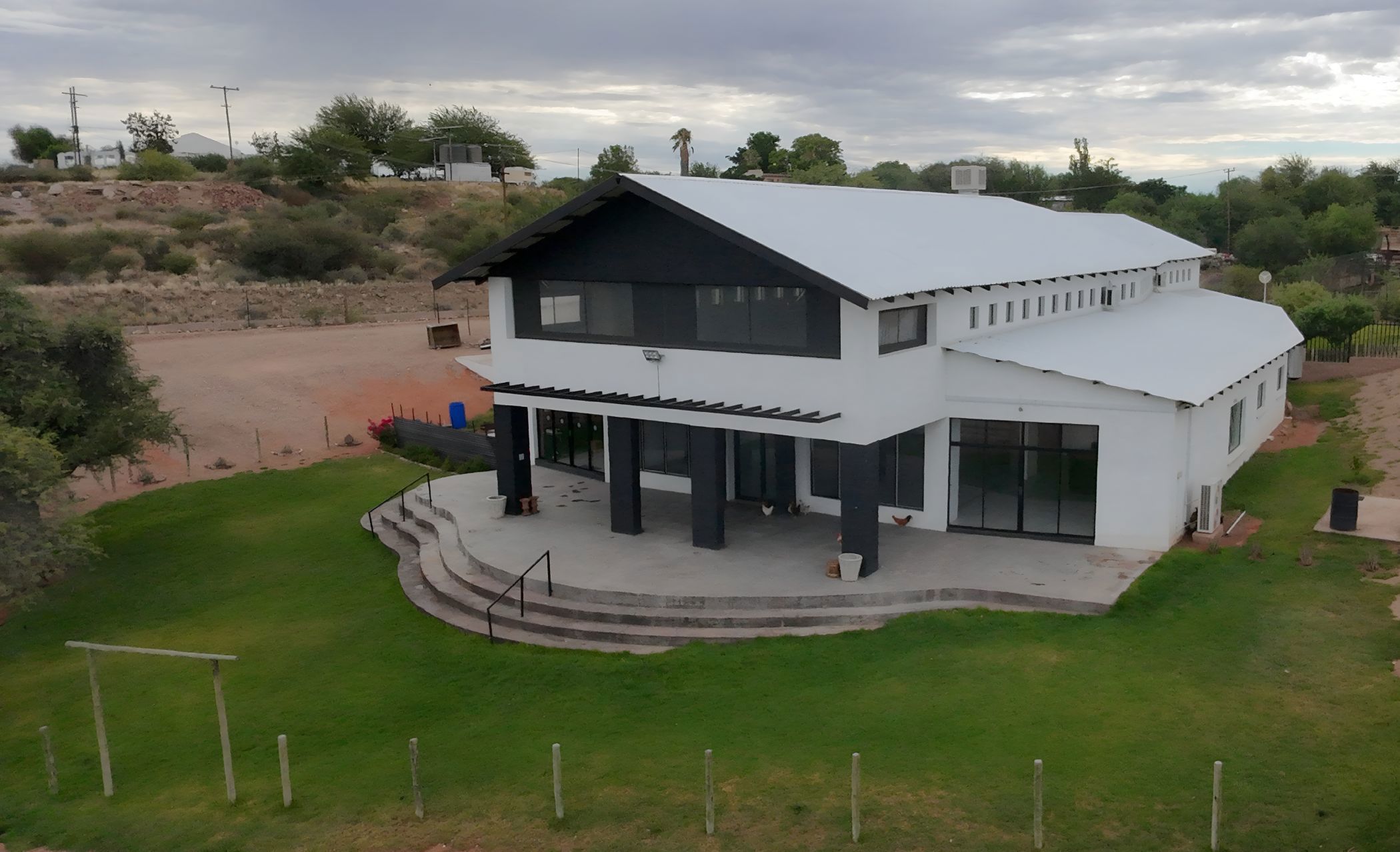 Commercial Building for sale in Olyvenhoudtsdrift - 1KAH1728845