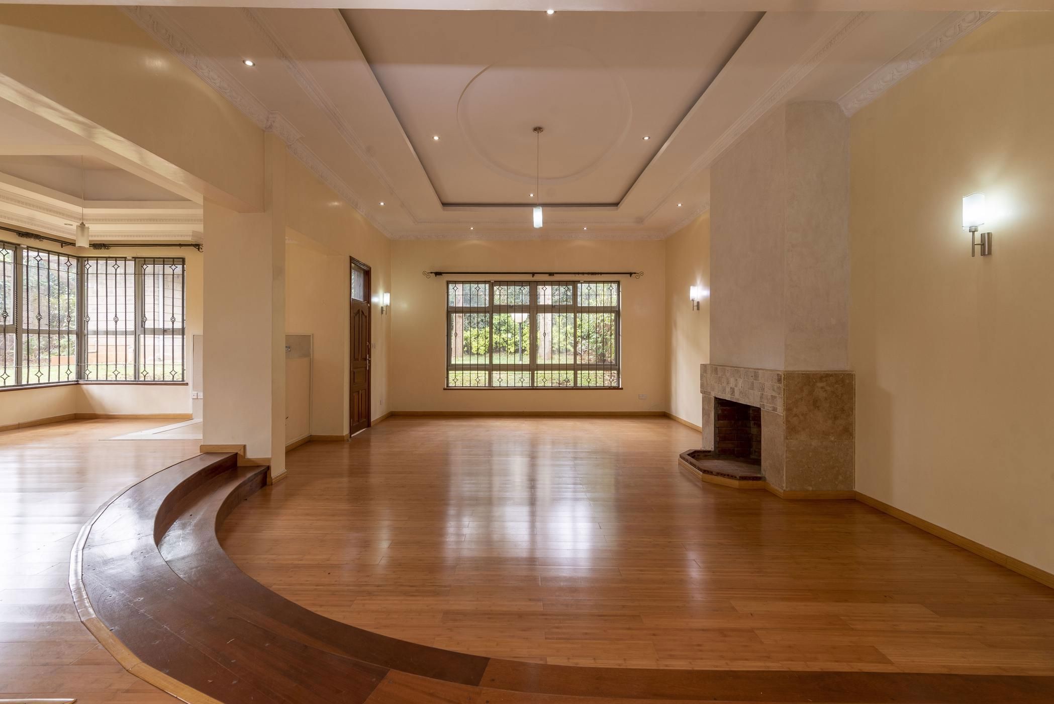 Townhouse to rent in Runda , Kenya - 3KE1728870