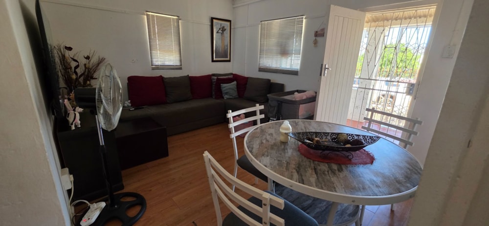 House for sale in Cradock - 1KK1728905