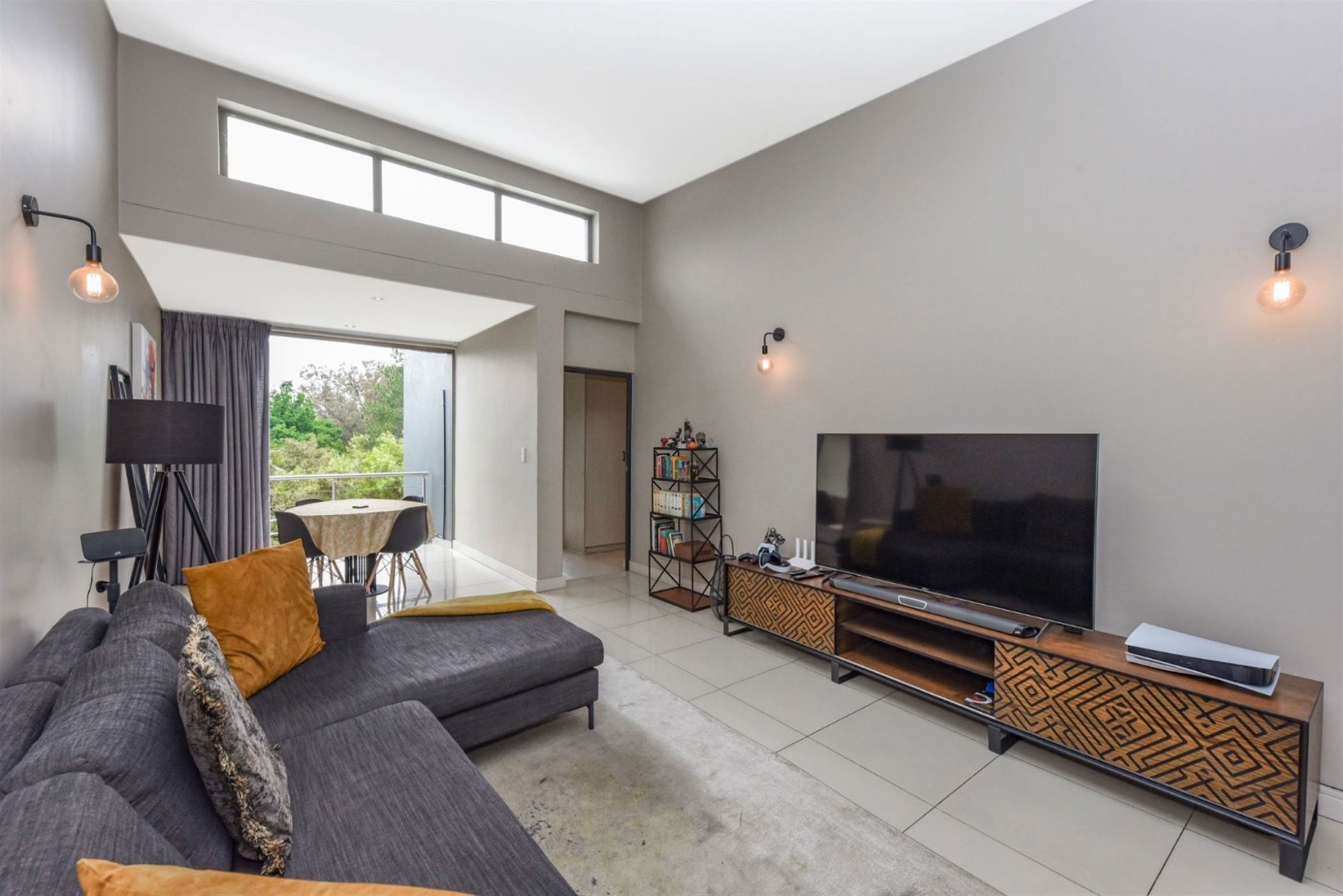 Apartment to rent in Morningside, Sandton - JBL1729009