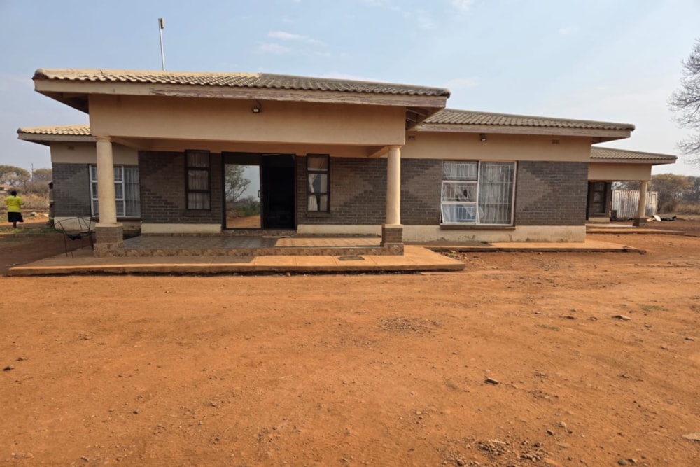House for sale in Bulawayo, Zimbabwe - 3ZB1728901