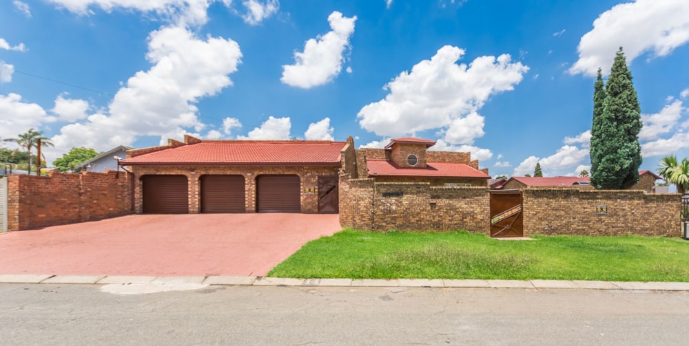 House for sale in Greenhills - 1KR1730191