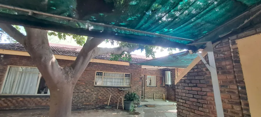 House let in Ellisras (Lephalale) - 1ER1729050 House let in Ellisras (Lephalale) - 1ER1729050