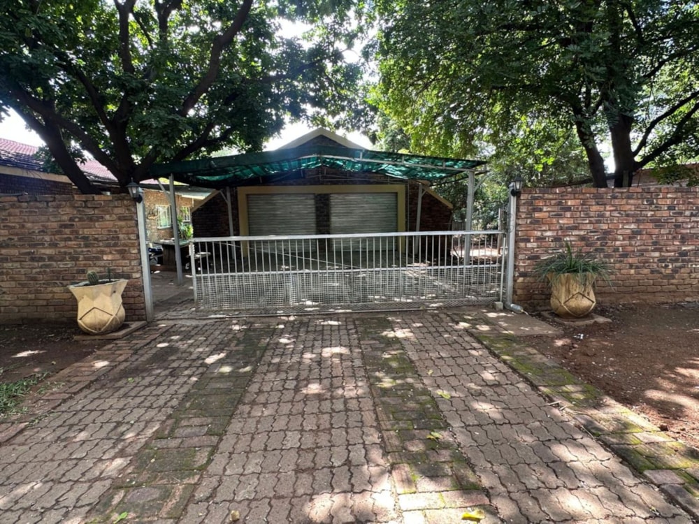 House to rent in Onverwacht, Limpopo Province - 1ER1729050