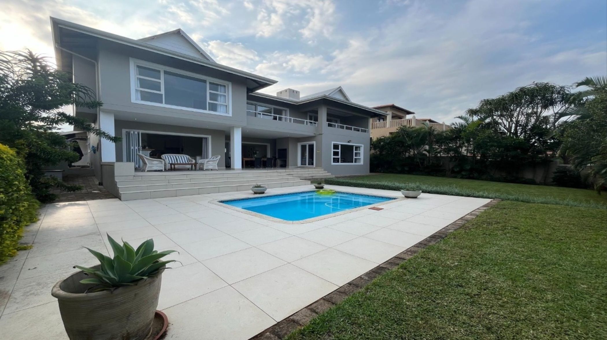 Double-storey house let in Sheffield Beach - 1BD1728942