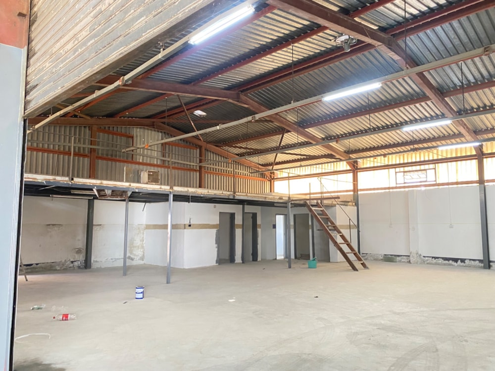 Commercial industrial property to rent in Broadhurst industrial, Botswana - 3BO1728965