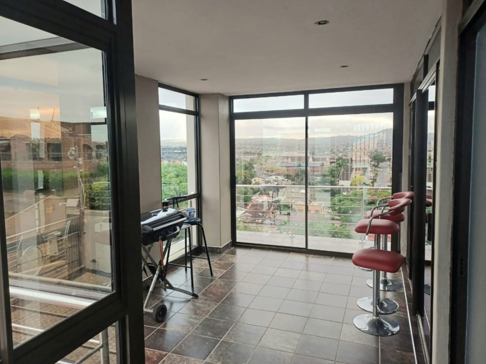 House for sale in Woodview - 1DA1728968