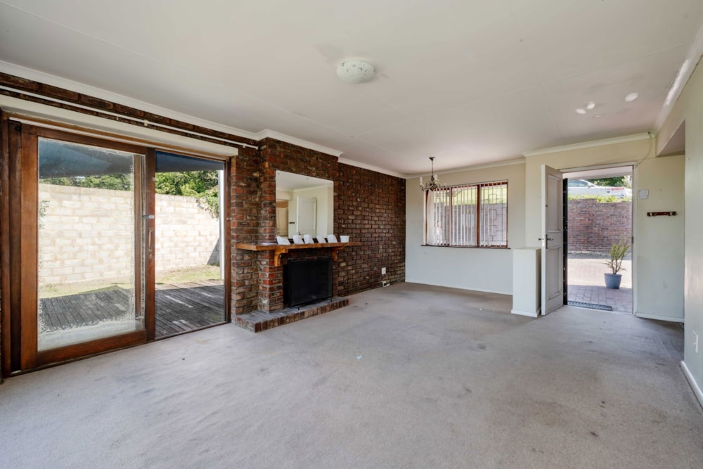 House for sale in Upper Old Place - 1KG1731189 House for sale in Upper Old Place - 1KG1731189