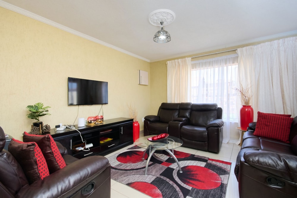 House for sale in Diepkloof - RAN1729893 House for sale in Diepkloof - RAN1729893