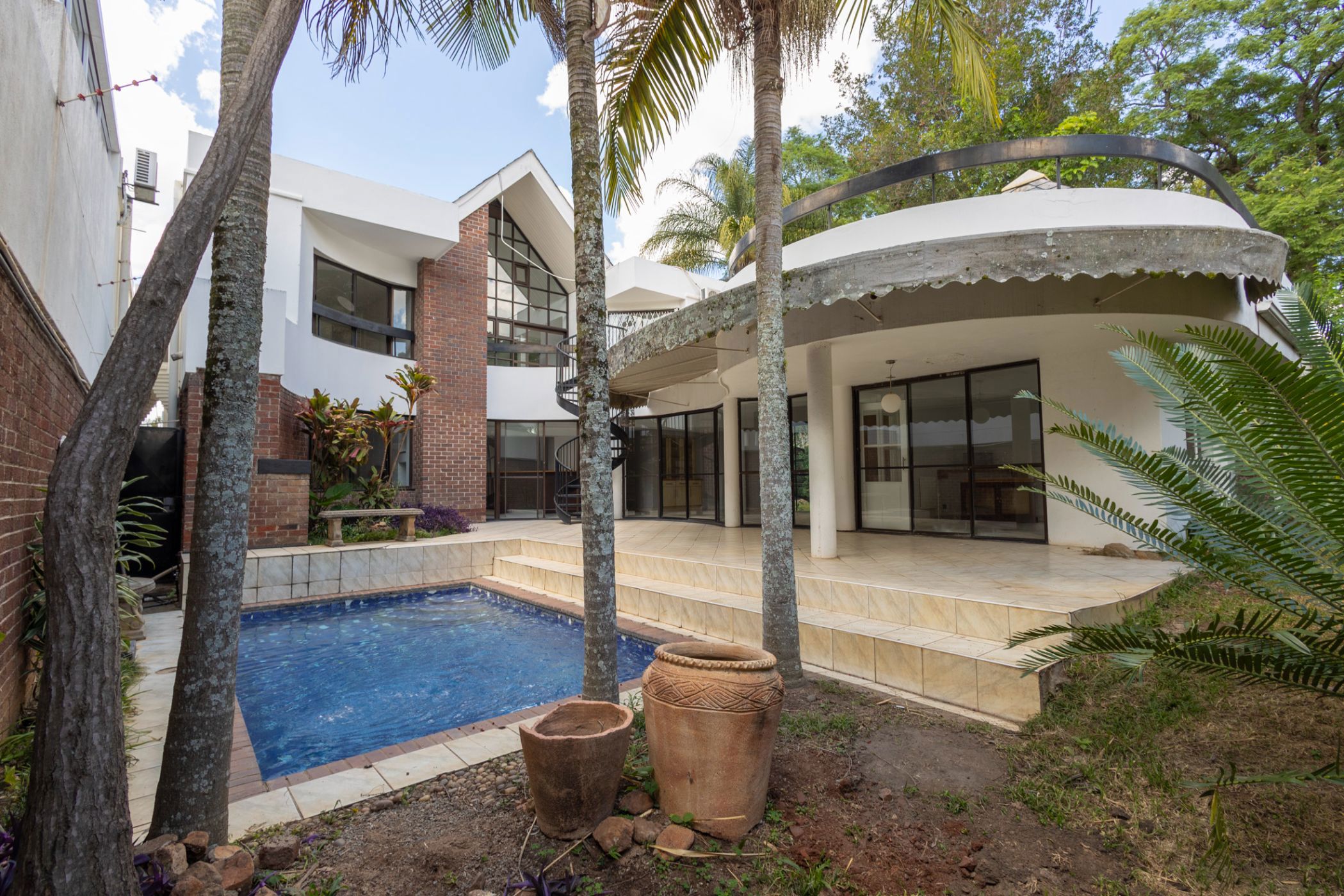 Security complex home for sale in Newlands, Zimbabwe - 3ZB1729511