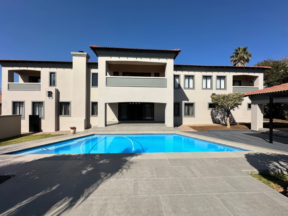 House to rent in Waterkloof Ridge - PTL1729057