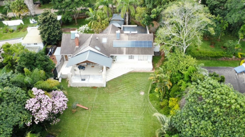 Double-storey house for sale in Mutare, Zimbabwe - 3ZB1735619