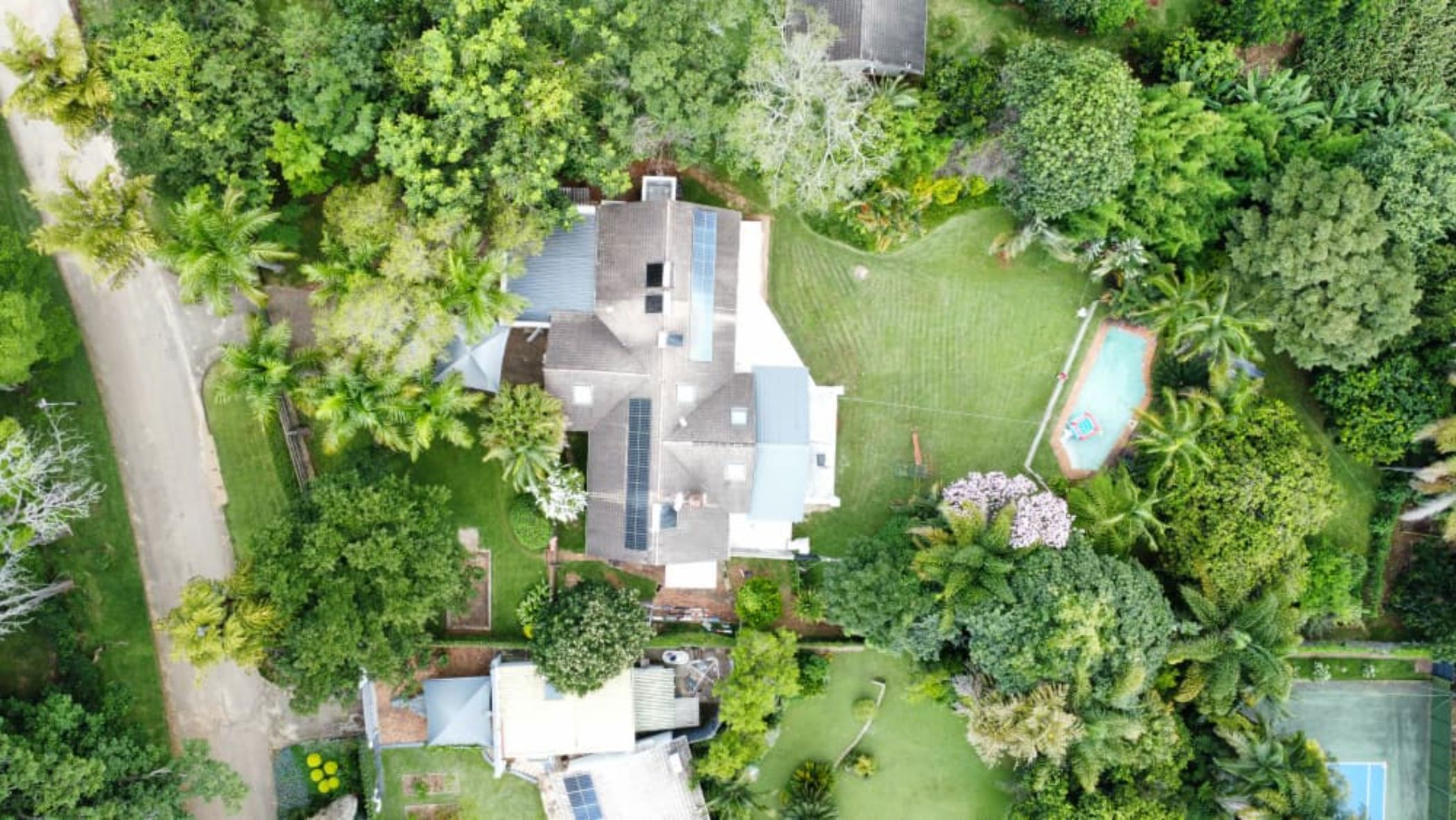 Double-storey house for sale in Mutare, Zimbabwe - 3ZB1735619