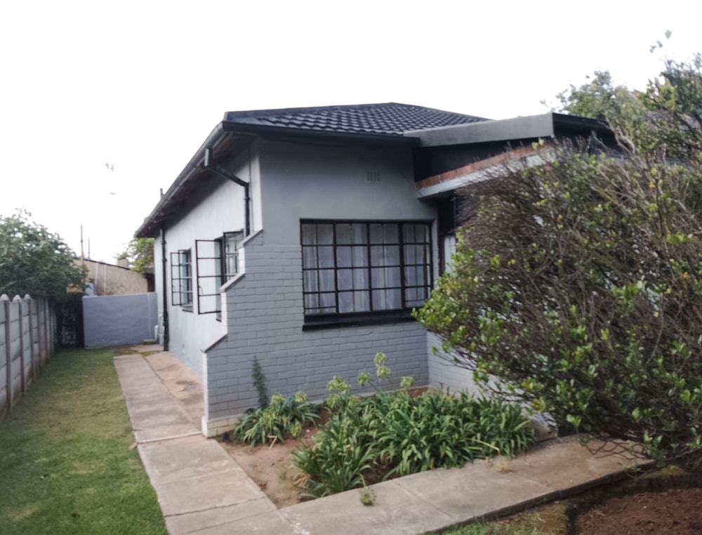 House for sale in Brakpan Central - 1BJ1729554