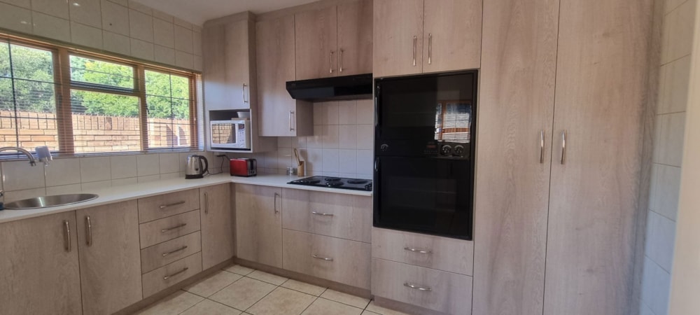 Townhouse for sale in El Toro Park - 1KJ1729128