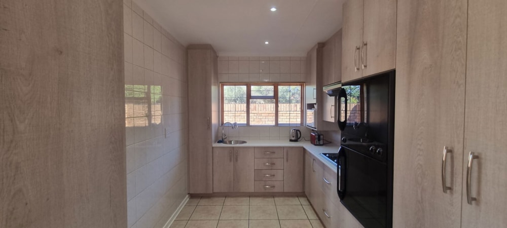 Townhouse for sale in El Toro Park - 1KJ1729128