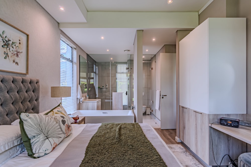 Apartment for sale in Menlyn - PT1729040