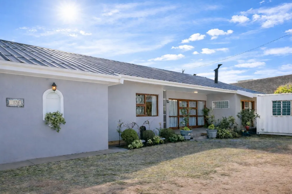 House sold in Wesbank, Oudtshoorn - 1OU1729355 House sold in Wesbank, Oudtshoorn - 1OU1729355