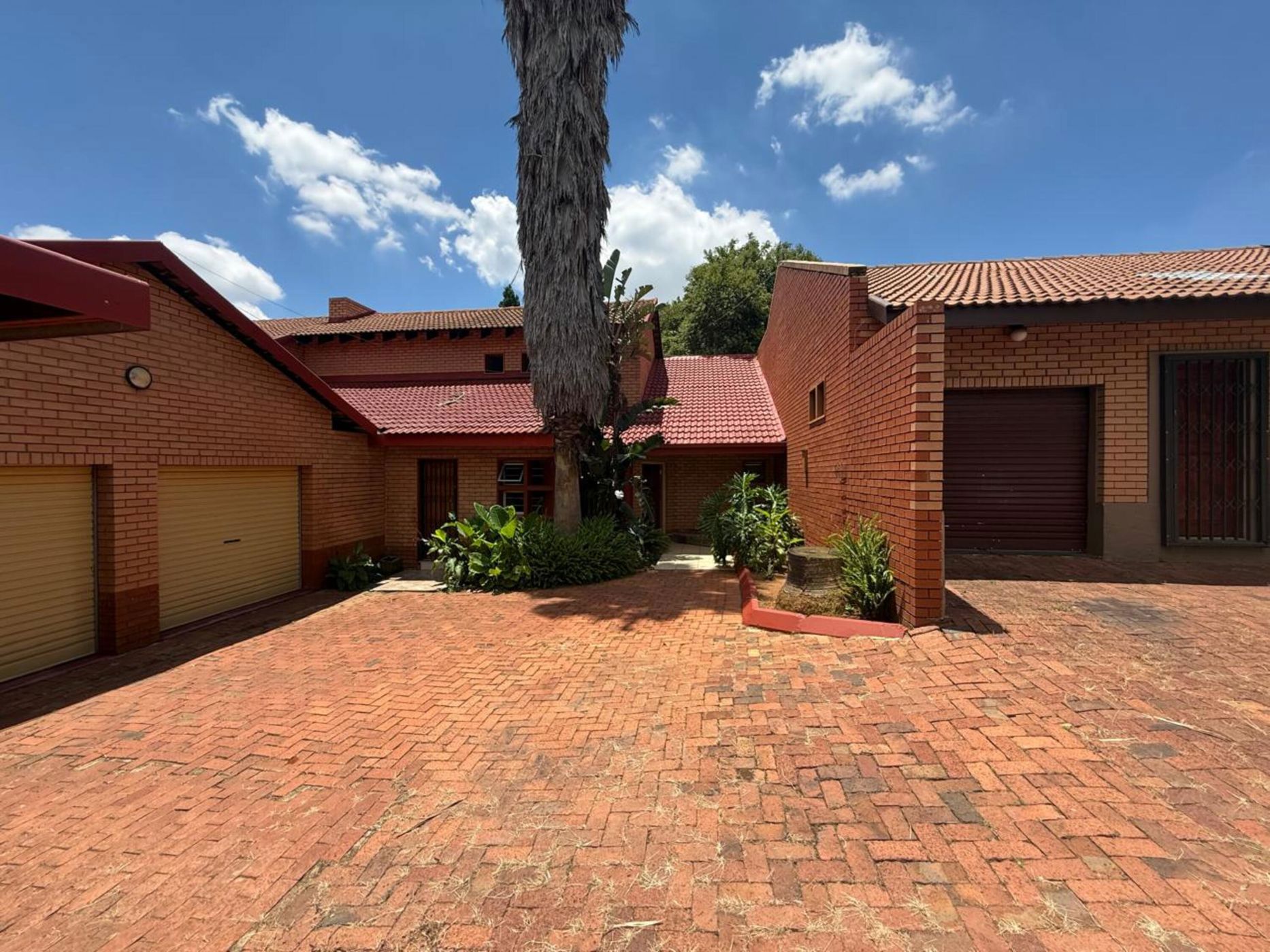 House for sale in Faerie Glen - PT1729261