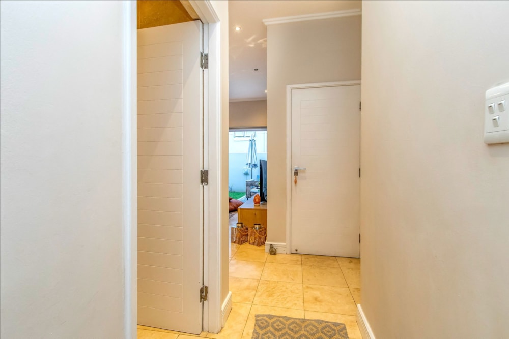 Double-storey cluster for sale in Oaklands, Johannesburg - HP1729111 Double-storey cluster for sale in Oaklands, Johannesburg - HP1729111