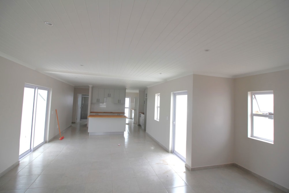 House for sale in Laaiplek - LA1729134 House for sale in Laaiplek - LA1729134