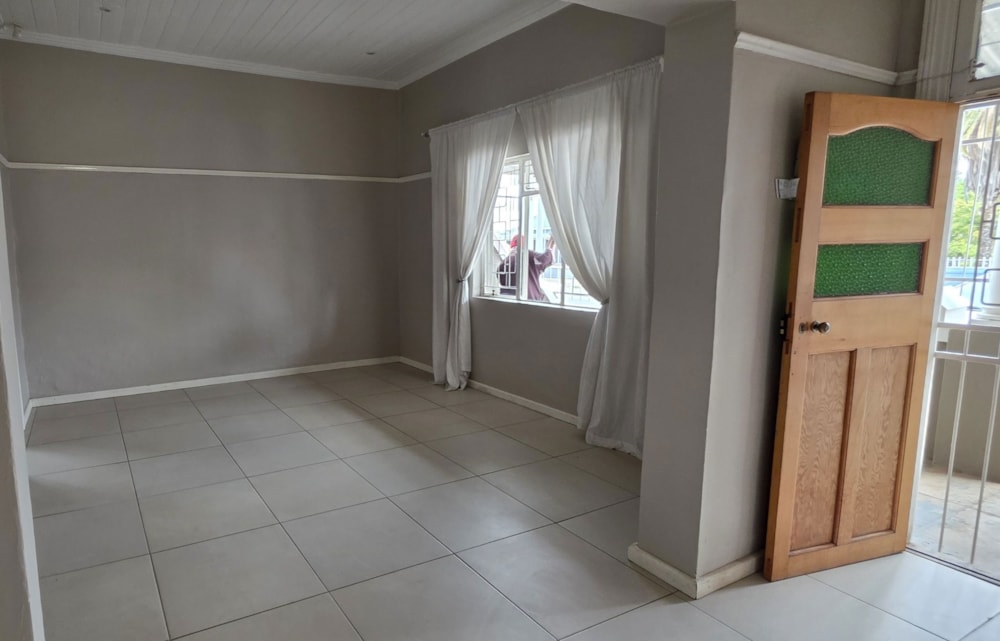 House for sale in Cradock - 1KK1729243