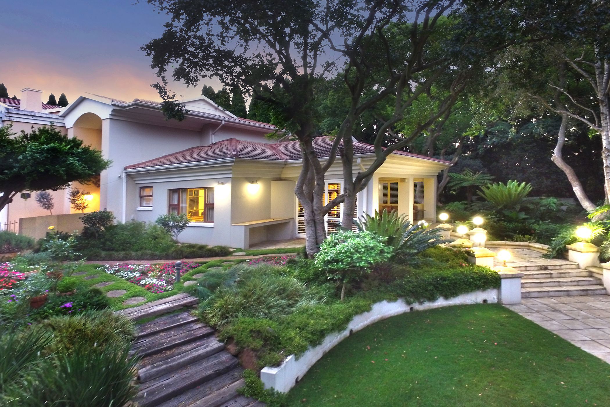 Townhouse for sale in Sandhurst - HP1729933