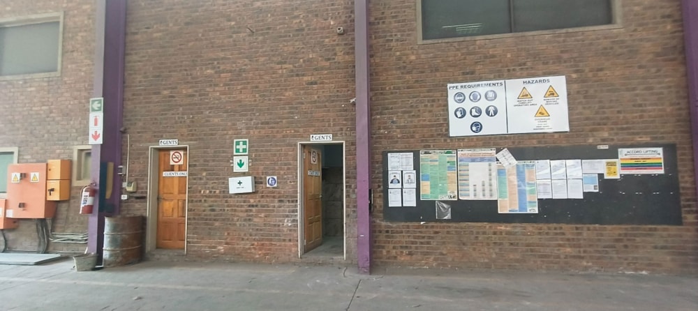 Commercial industrial property to rent in Meyerton - 1VT1729309