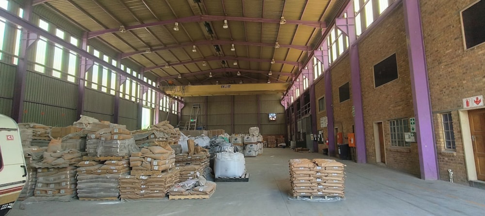 Commercial industrial property to rent in Meyerton - 1VT1729316