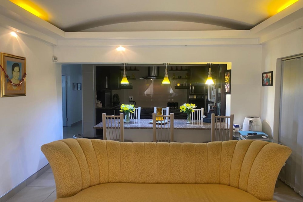 Double-storey house for sale in Chatsworth, KwaZulu-Natal - 1WP1729327