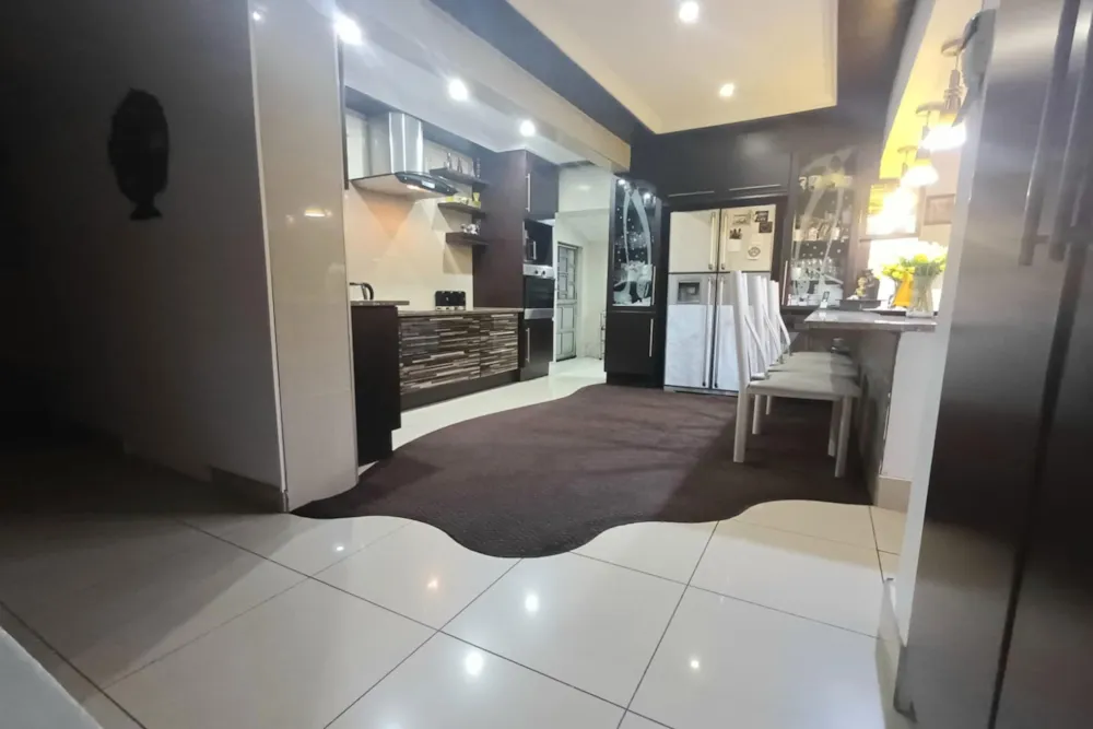 Double-storey house for sale in Chatsworth, KwaZulu-Natal - 1WP1729327 Double-storey house for sale in Chatsworth, KwaZulu-Natal - 1WP1729327
