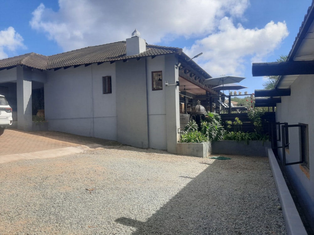 House for sale in Rhenosterkop - 1NS1731151