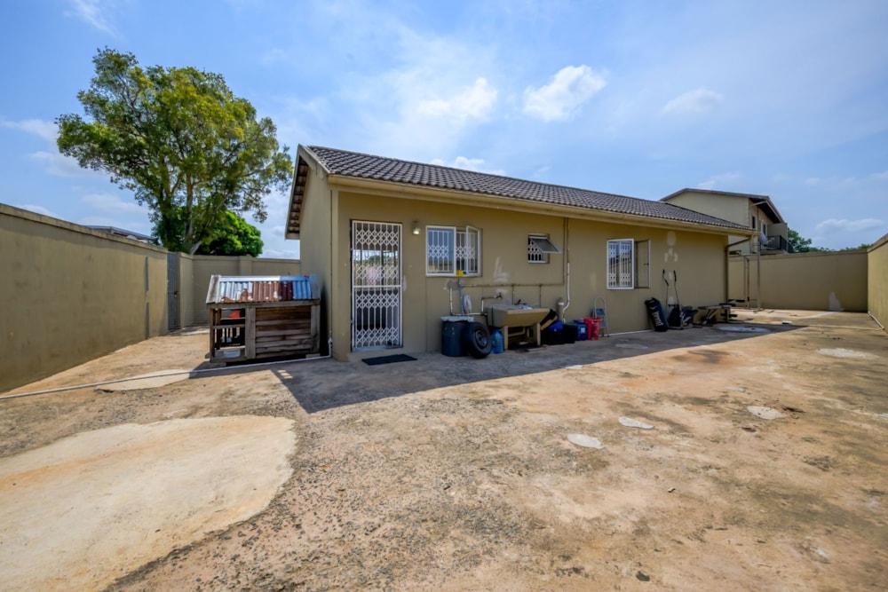 House for sale in Phoenix, KwaZulu-Natal - 1ND1729394
