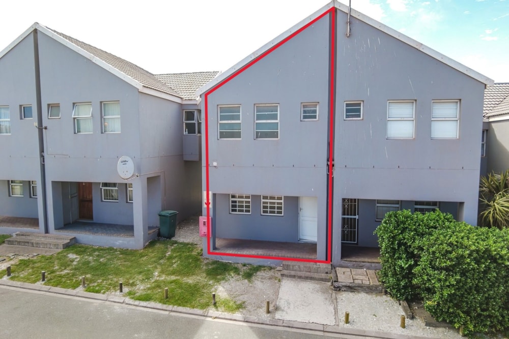 Townhouse for sale in Bluewater Bay, Saldanha Bay - LA1729970 Townhouse for sale in Bluewater Bay, Saldanha Bay - LA1729970