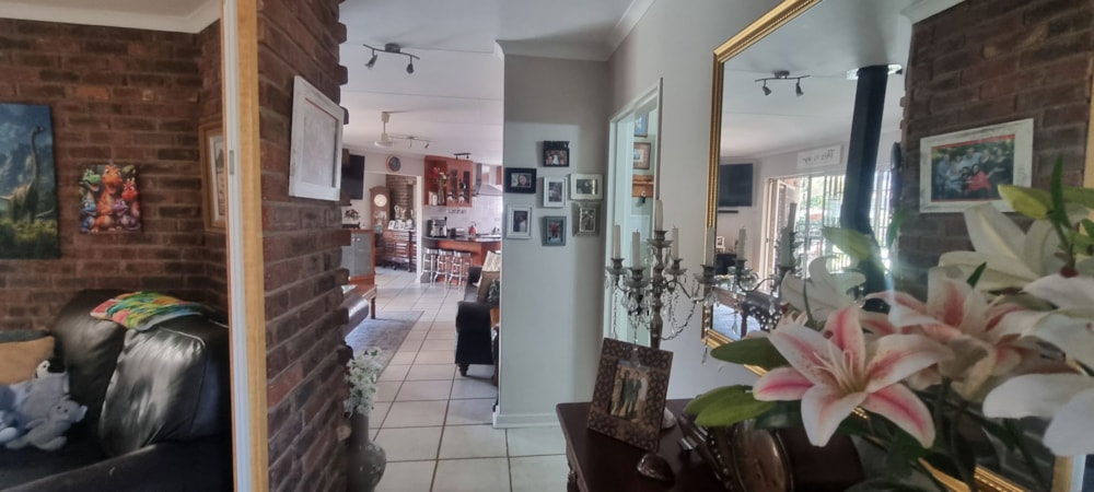 House for sale in Royldene - 1KJ1729892