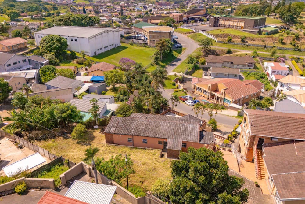 Double-storey house for sale in Chatsworth, KwaZulu-Natal - 1WP1729537