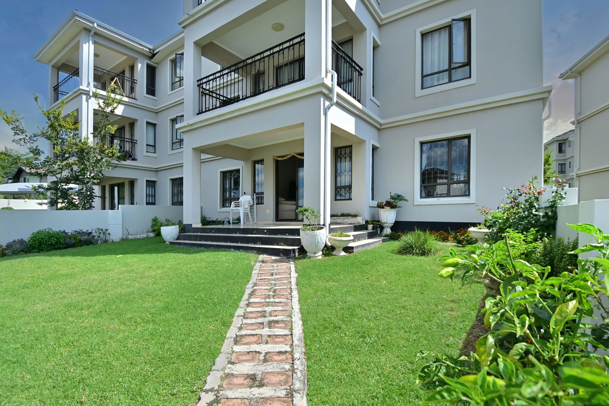 Apartment for sale in Summerset - MR1729587