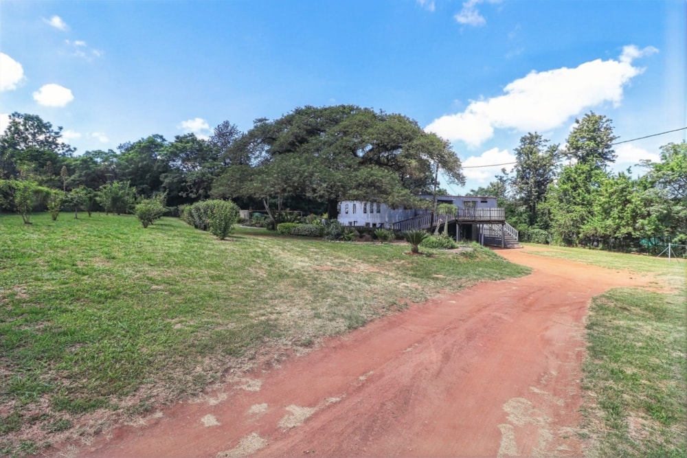 Smallholding for sale in White River Estates - 1WR1729582