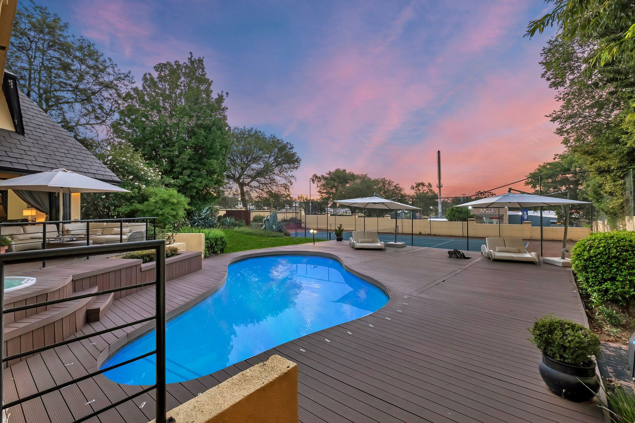 Double-storey house for sale in Kelvin - HP1731050